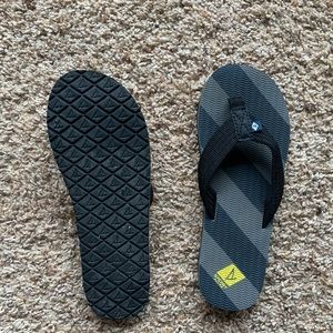 Sperry Boys flip flops Brand New, size 1.